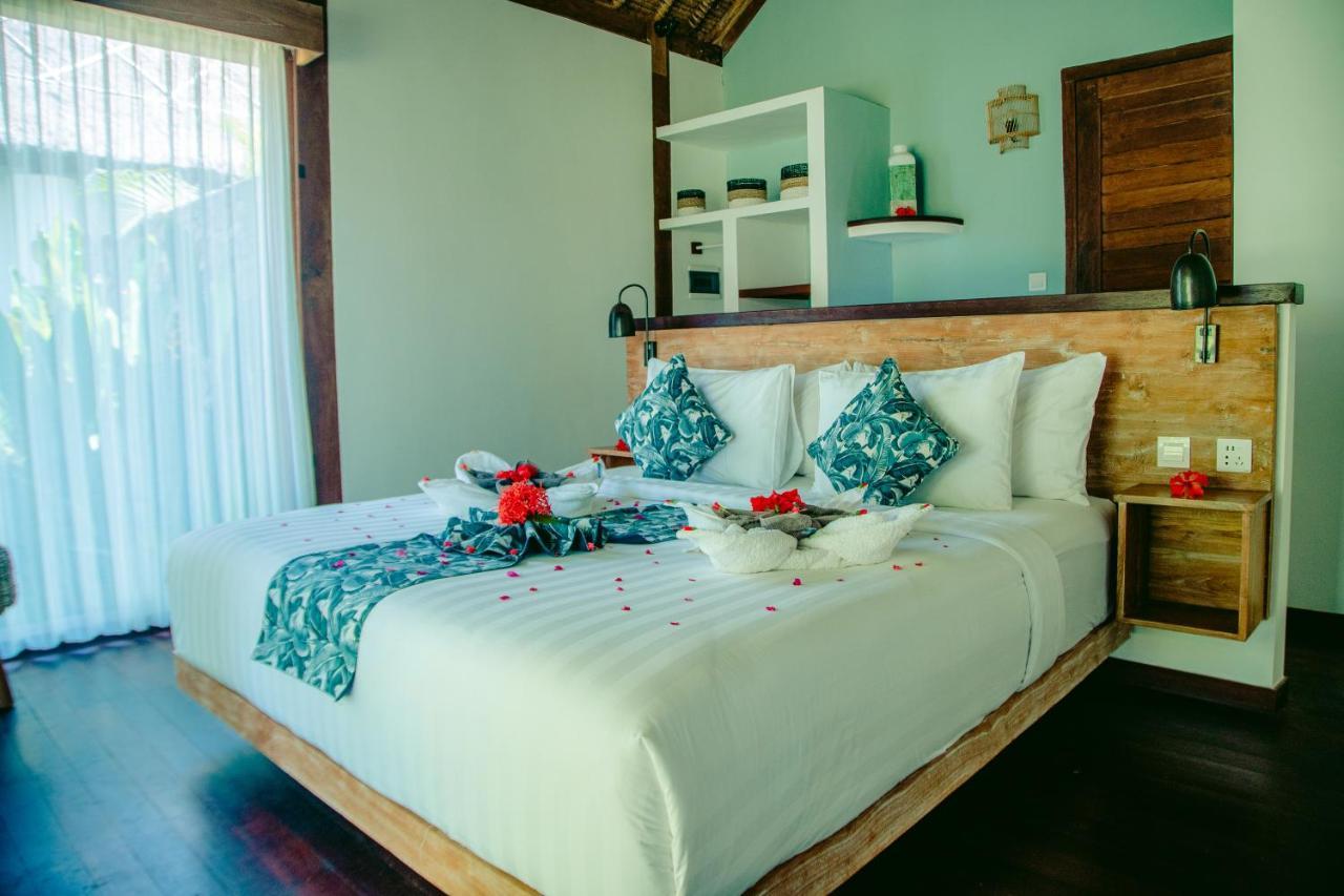 Segara Lombok Beach Resort Селонг-Беланак Экстерьер фото