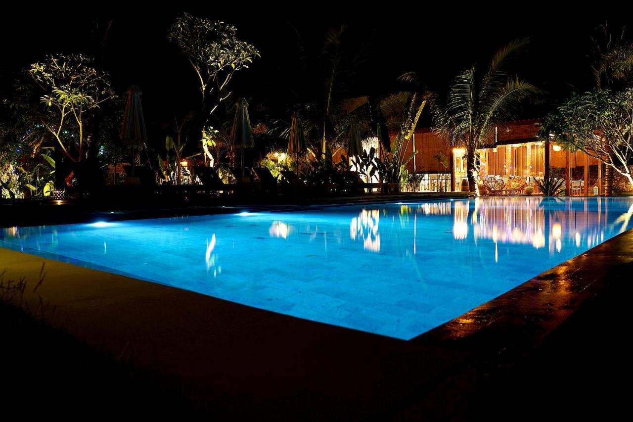 Segara Lombok Beach Resort Селонг-Беланак Экстерьер фото